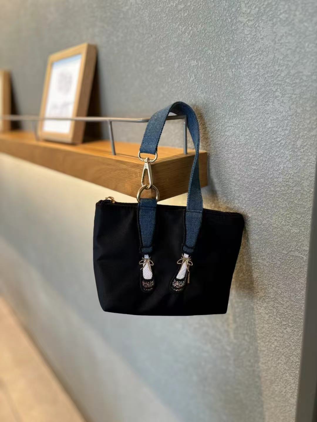 Phone Accessories Hanging - Dompet Bordir Modis Anti Air Bahan